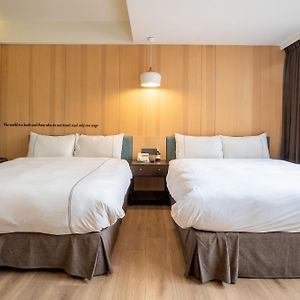 Check Inn Taichung Wenxin Zhongqing